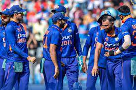 1st ODI: India vs. Australia Live Updates – Mohammed Shami Takes Five Wickets; India Requires 277 for Victory